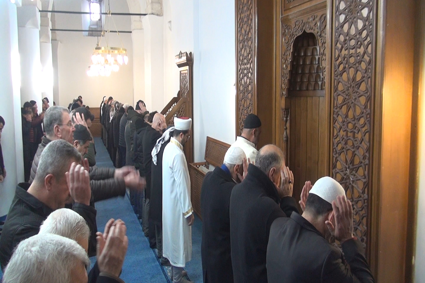 Cizre'de Ebu Ubeyde için gıyabi cenaze namazı kılındı