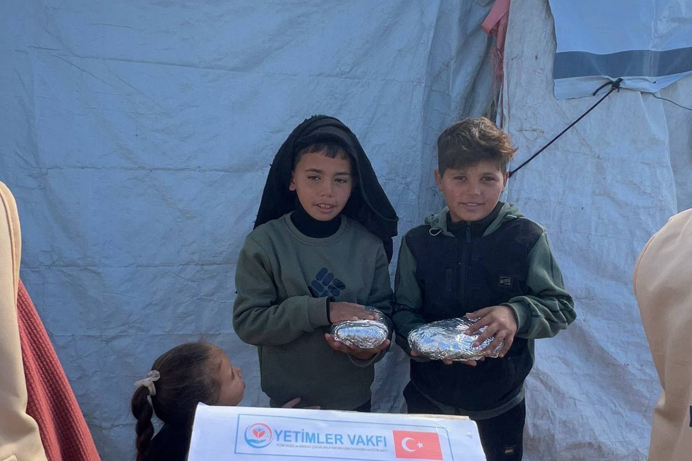 وقف الأيتام تطلق موائد الأمل في غزة وسط قسوة الشتاء