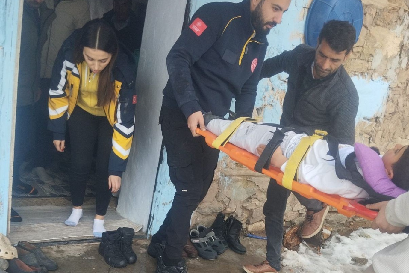 Siirt’te karla mücadele ekipleri acil vakalar için seferber oldu