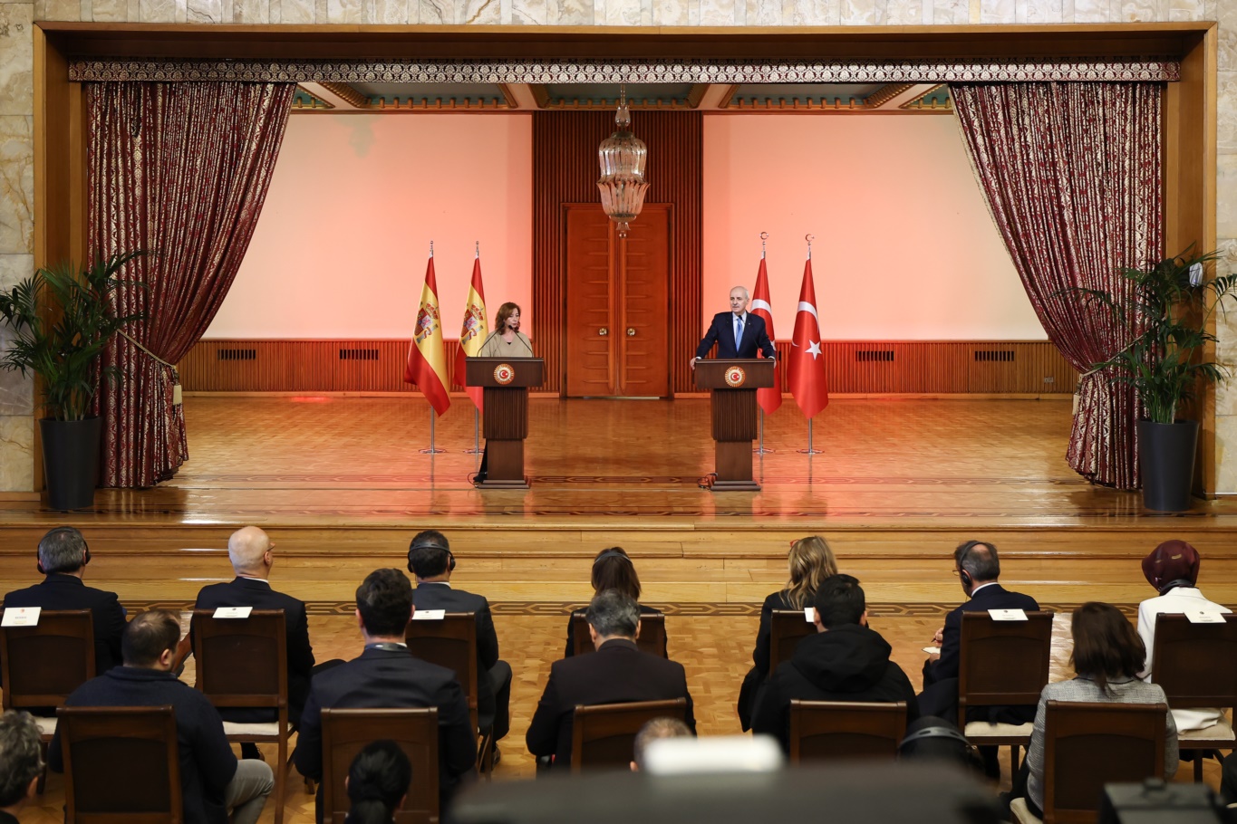 TBMM Başkanı Kurtulmuş, İspanya Temsilciler Meclisi Başkanı Armengol ile ortak basın toplantısı