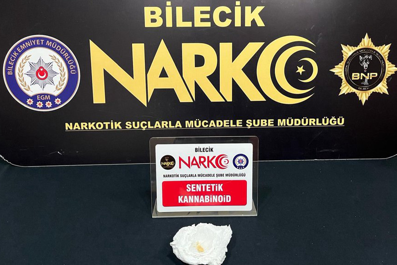 Bilecik’te araçta bonzai ham maddesi ele geçirildi
