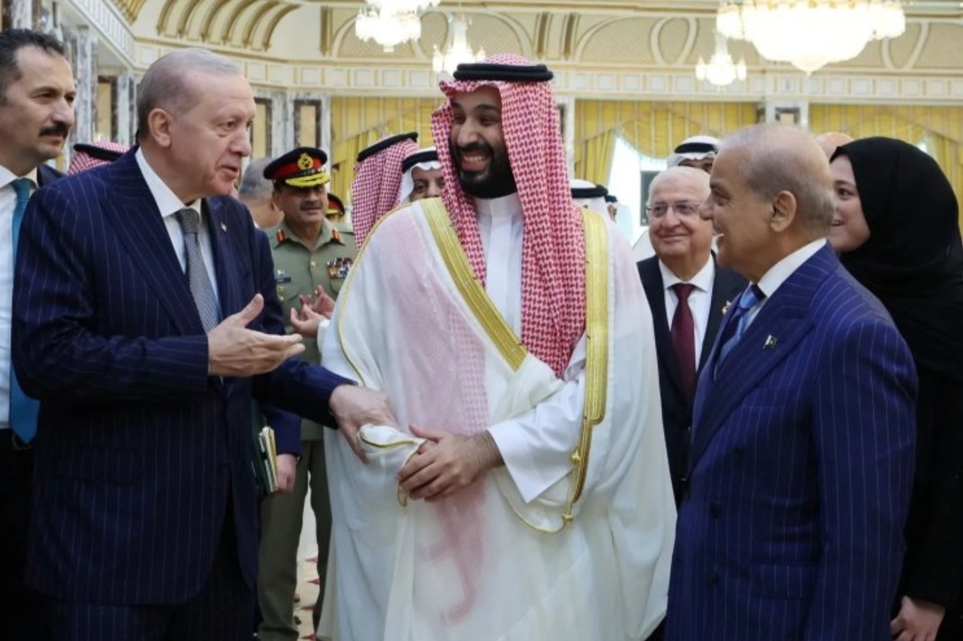 ولي العهد السعودي: اتفاقية دفاعية مشتركة مع تركيا وباكستان لتعزيز استقرار المنطقة