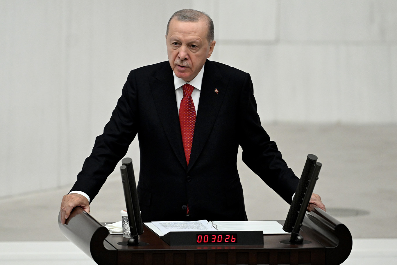 أردوغان: نحل أزمة سوق الصناديق بسرعة دون السماح بأكل حقوق أحد على حساب الآخر