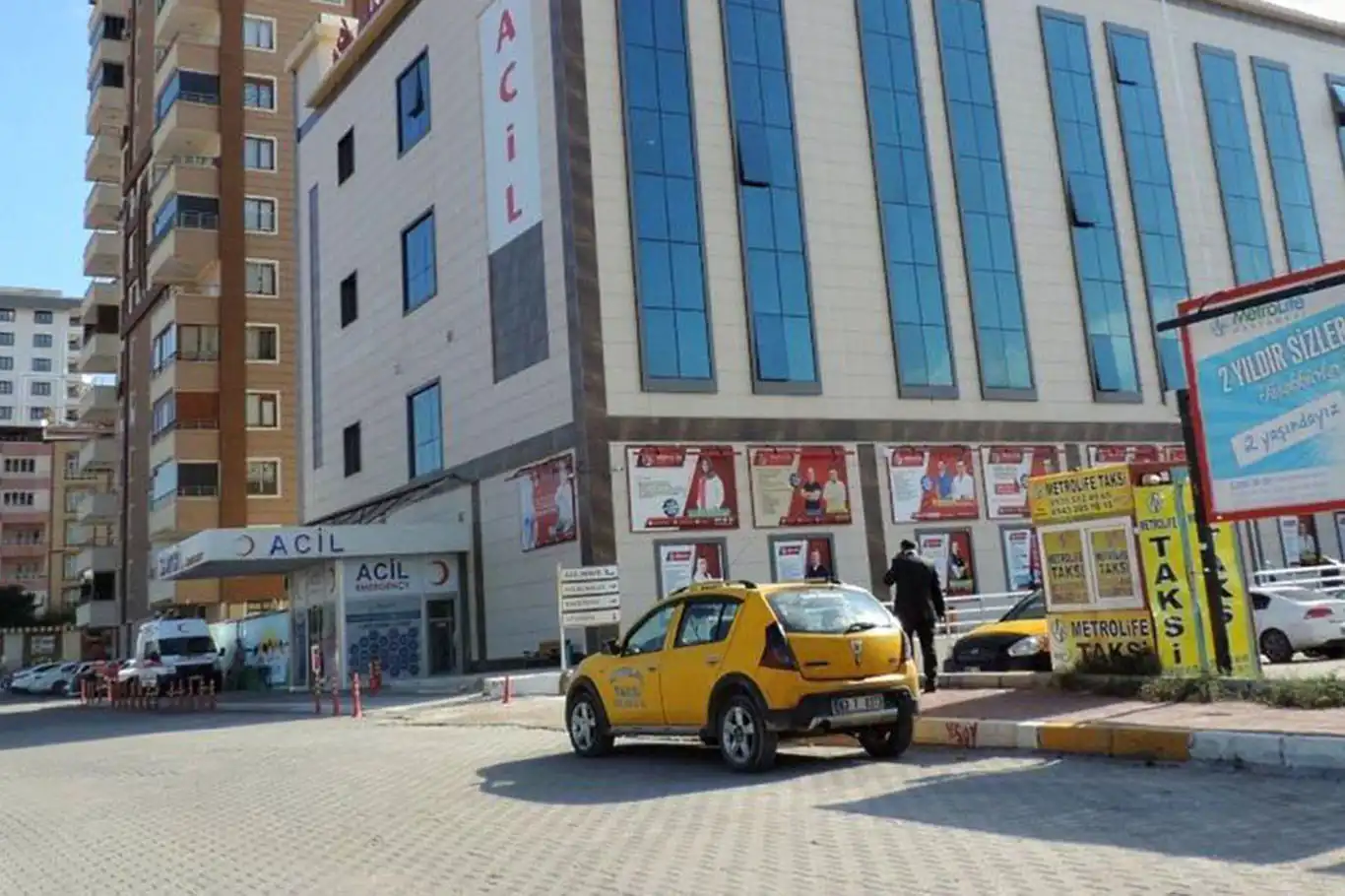 Narin Güran'ın babası Arif Güren Şanlıurfa'da hastaneye kaldırıldı