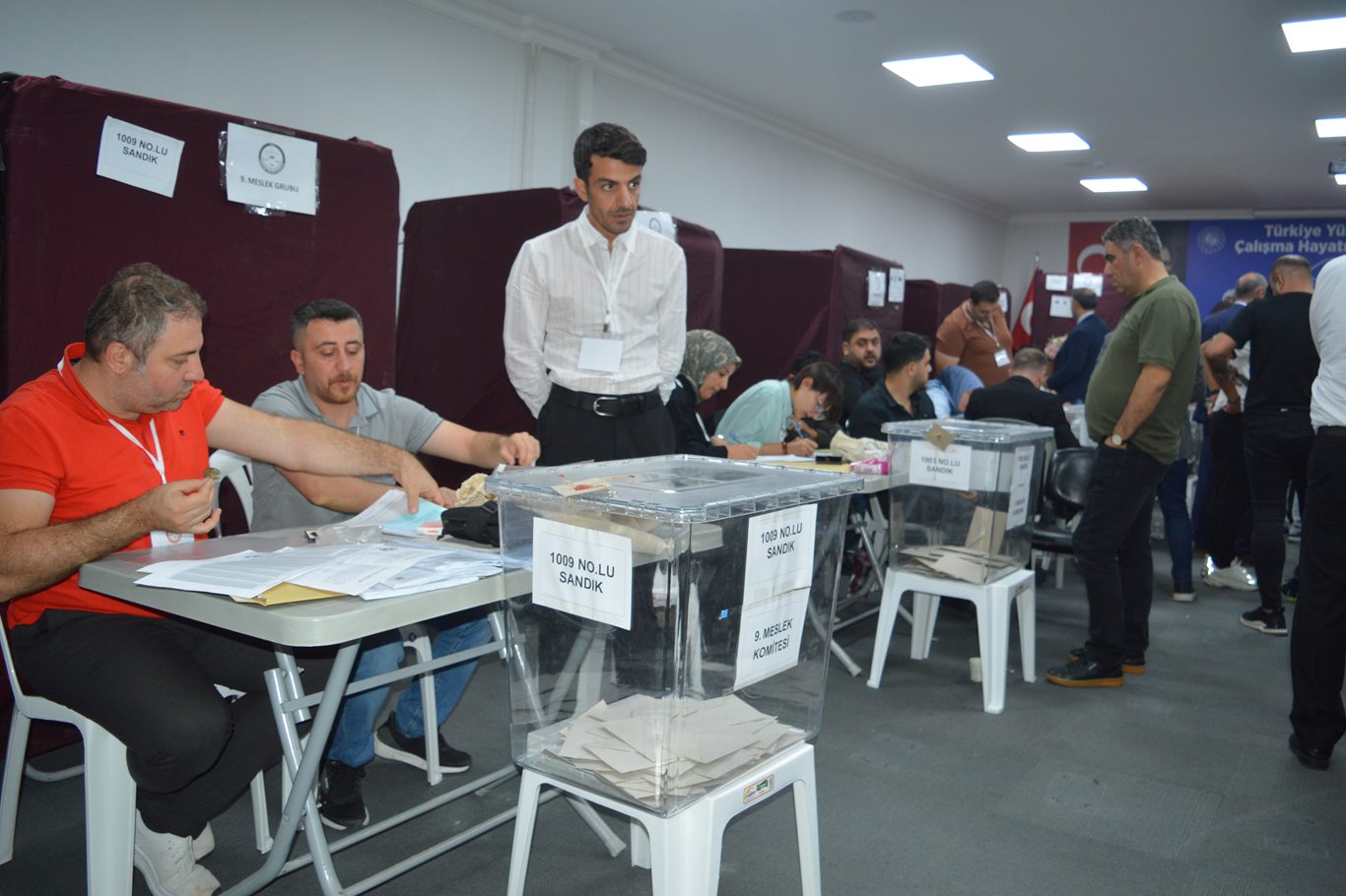 Siirt TSO'da Güven Kuzu yeniden başkan seçildi