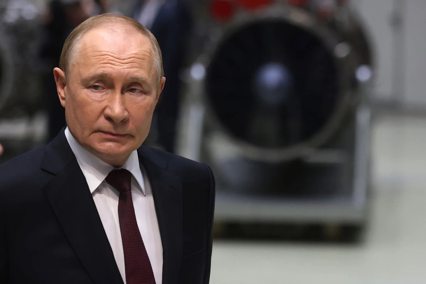 Putin’den Avrupa’ya: Doğrudan saldırı olursa tüm silahların kullanılması gündeme gelir