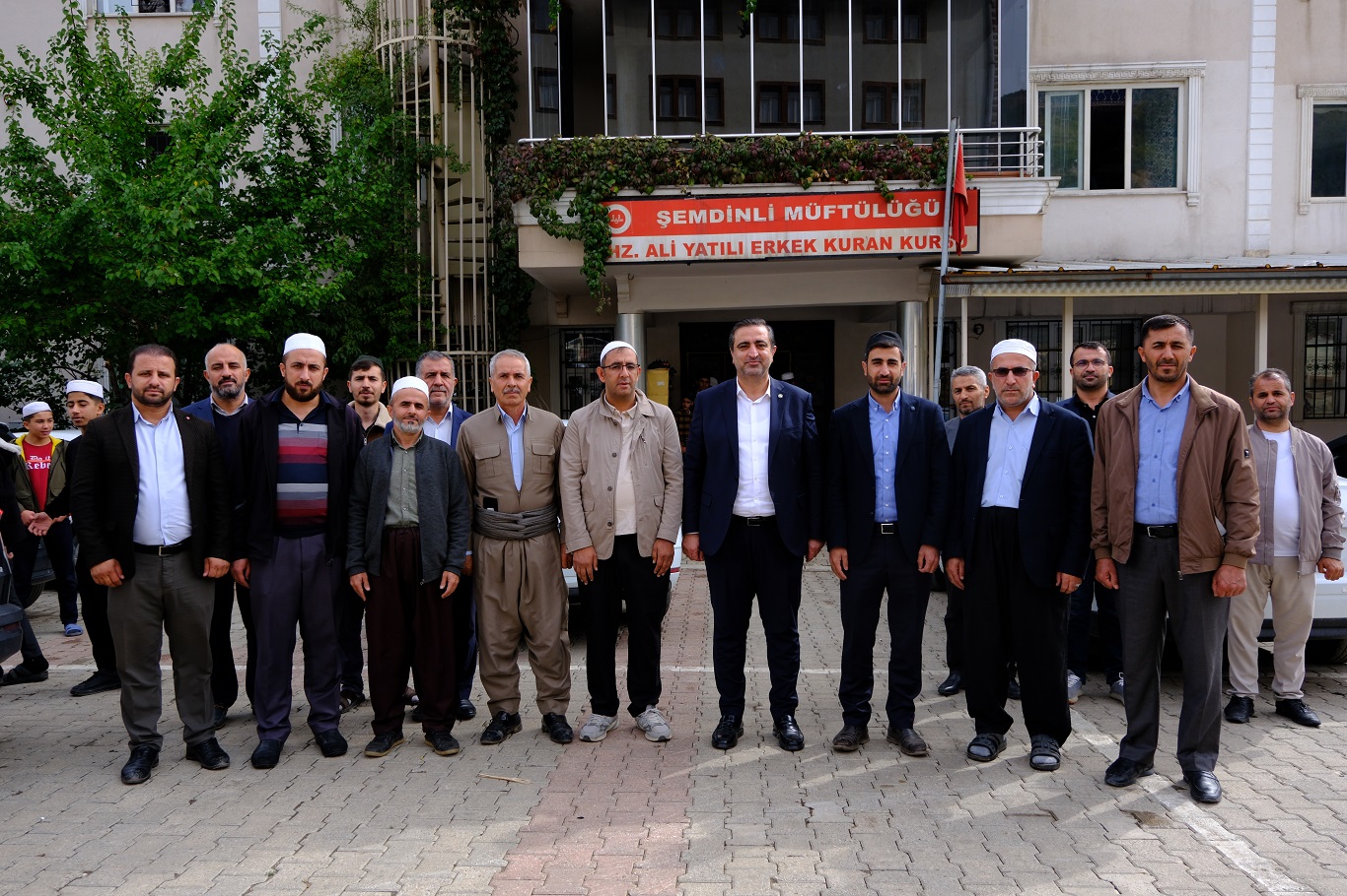 HÜDA PAR Milletvekili Ramanlı Şemdinli Kur'an kursu ziyareti