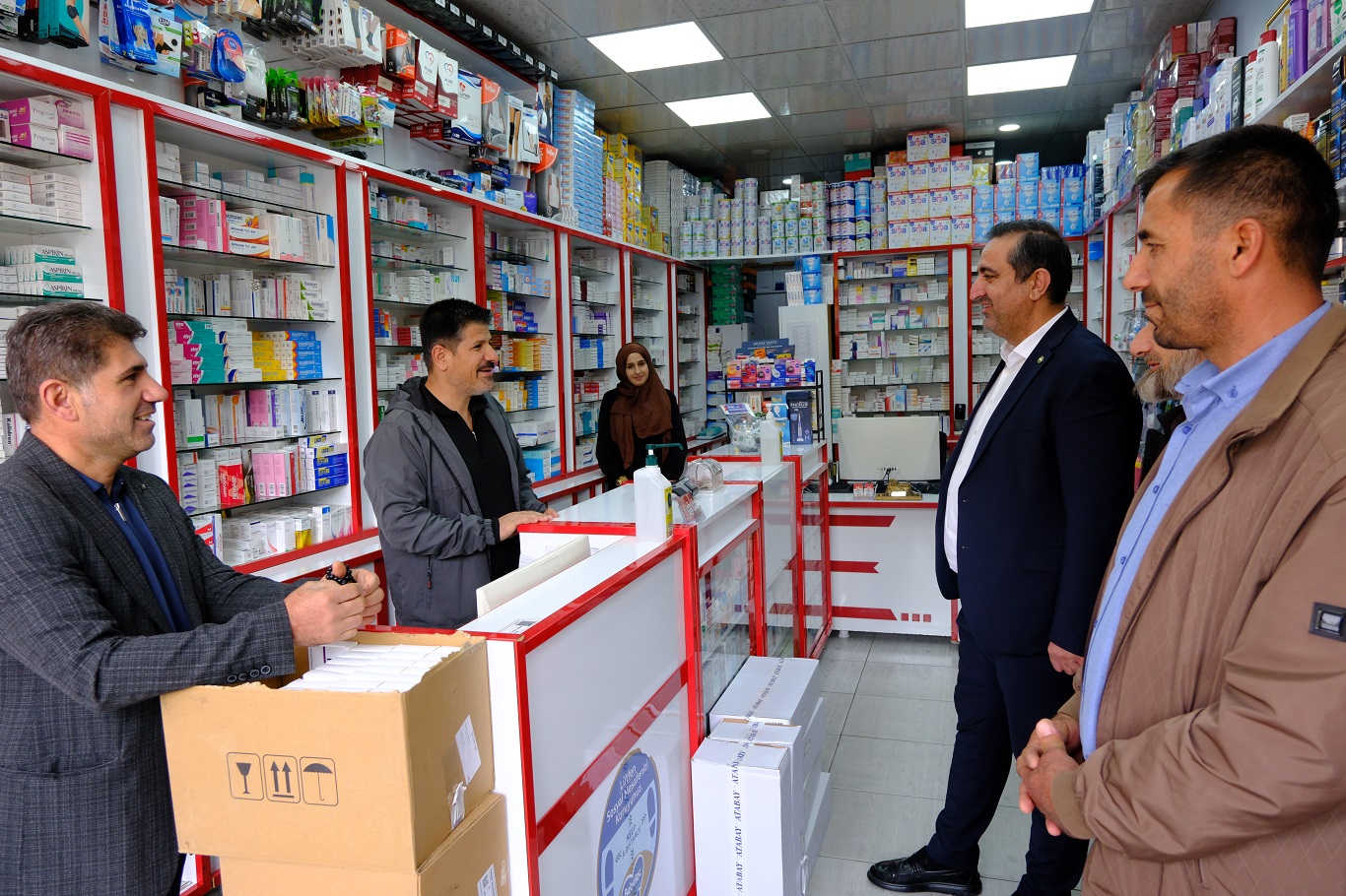 HÜDA PAR Milletvekili Ramanlı Şemdinli esnaf ziyareti
