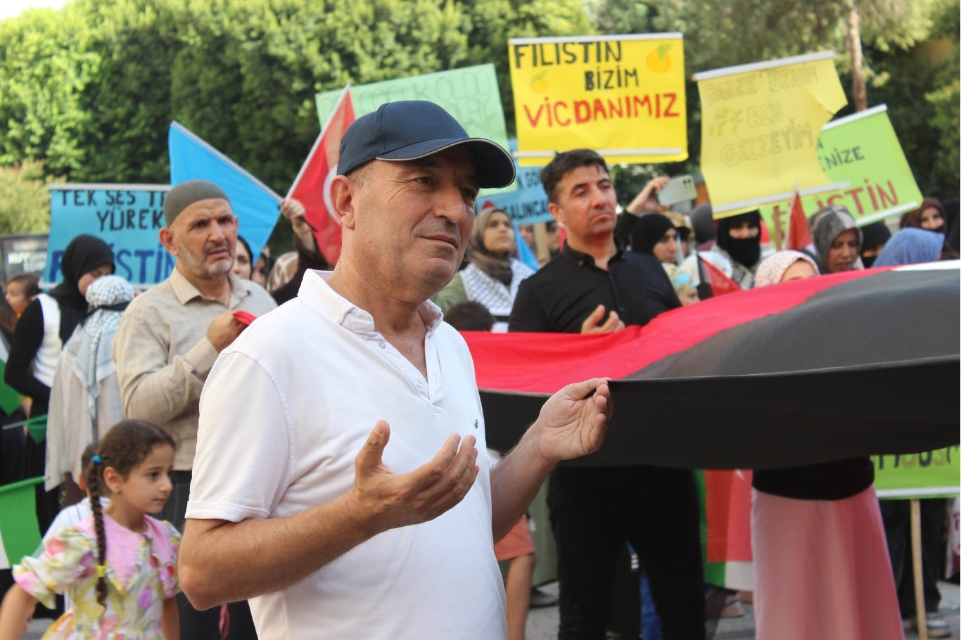 Tarsus'ta Filistin'e destek yürüyüşü düzenlendi