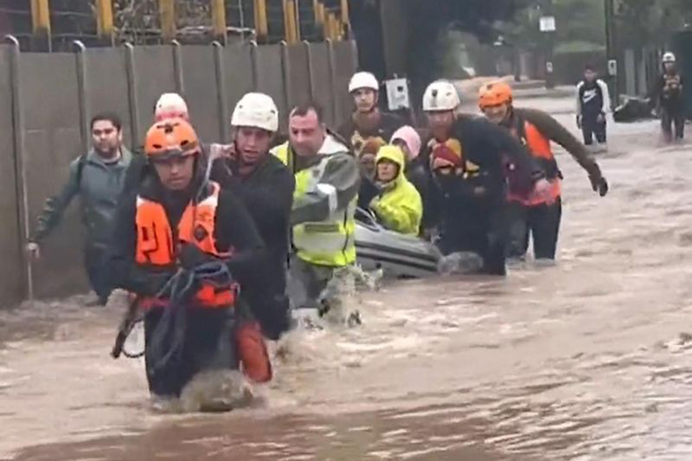 Şili’de sel felaketi: Binlerce kişi tahliye edildi