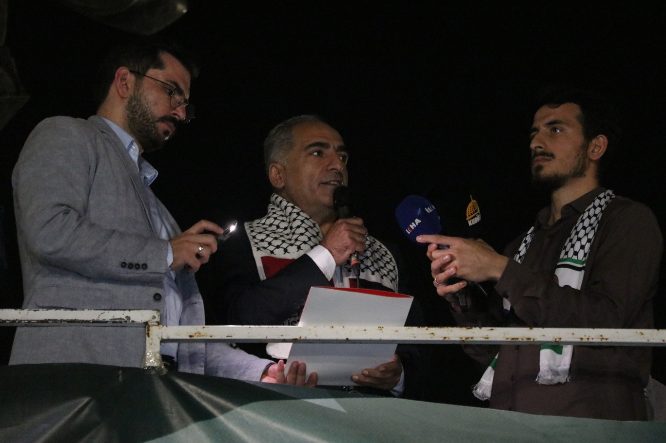 Aksa Tufanı'nın 3'üncü yıl dönümünde Peygamber Sevdalıları ve AGD'den ortak yürüyüş