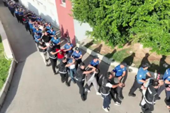 Adana merkezli 11 ilde organize suç operasyonu: 73 şüpheli tutuklandı