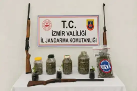 İzmir'de uyuşturucu ve silah ele geçirildi: Bir tutuklama
