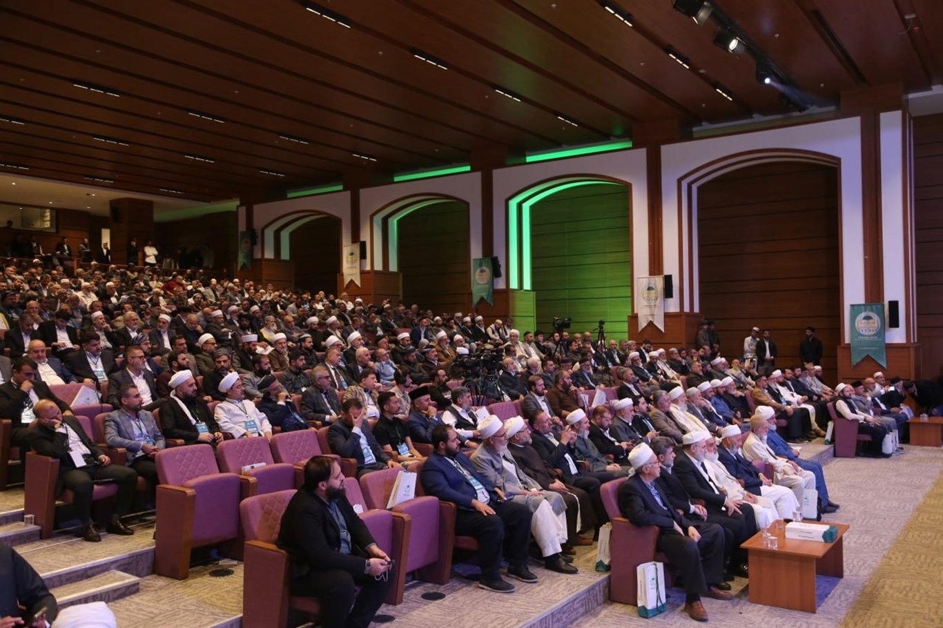 الشيخ عكرمة صبري لعلماء الأمة: اجعلوا المسجد الأقصى بوصلتكم وسخّروا منابركم للدفاع عنه