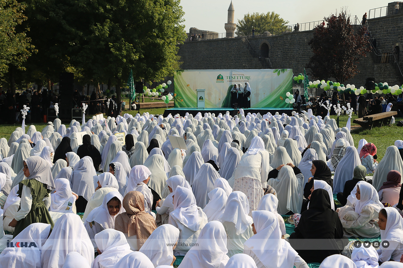 Hundreds of girls attend hijab ceremony organized by Prophet Lovers in Diyarbakır