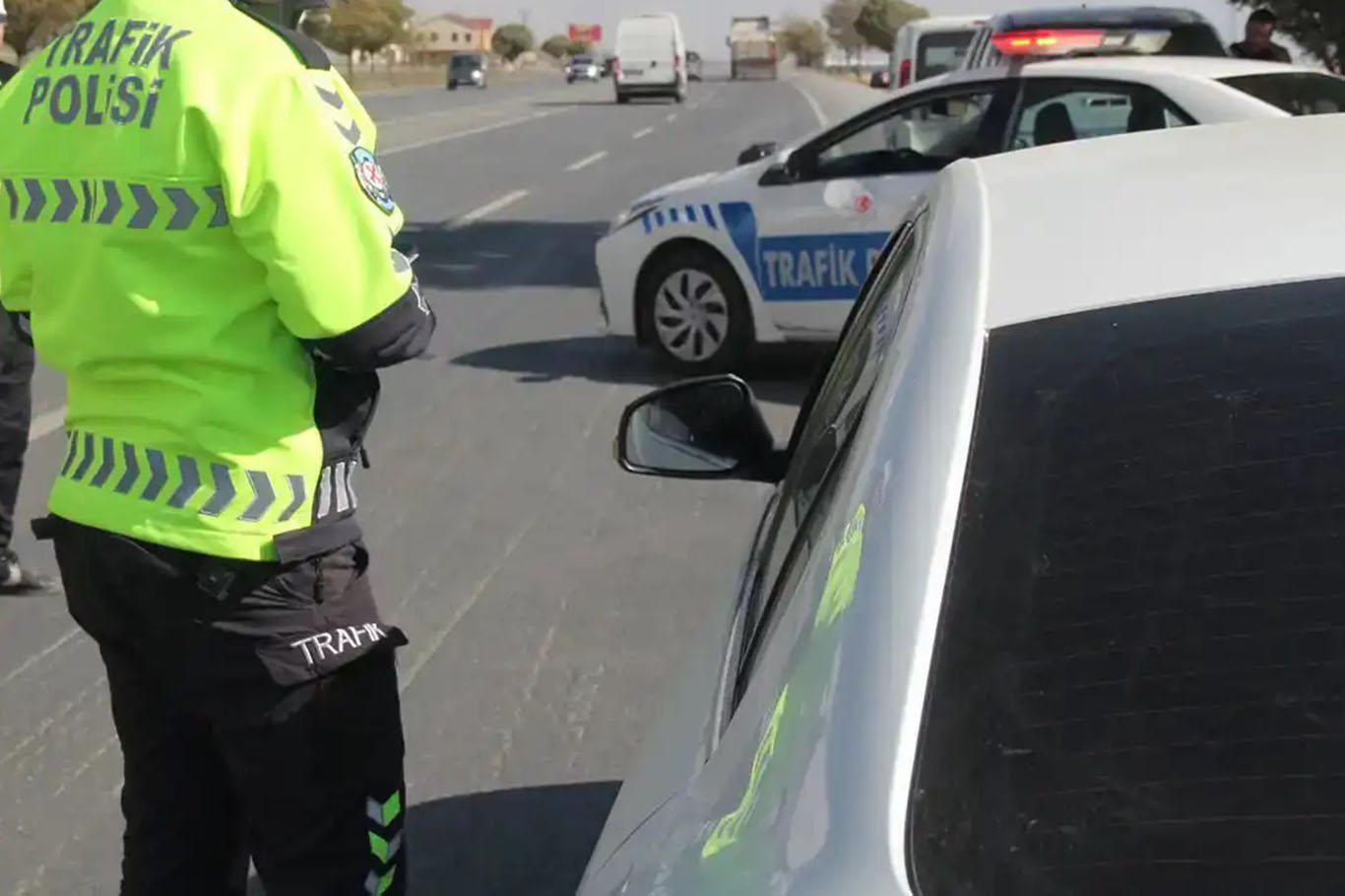 Kayseri'de 17 yaşındaki ehliyetsiz sürücüye 335 bin lira ceza
