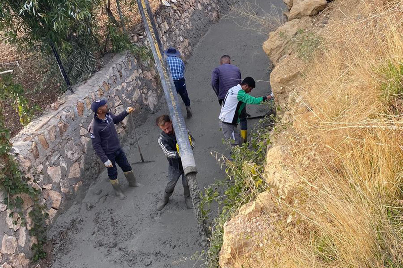 Mesai mefhumu tanımayan HÜDA PAR'lı belediye başkanı, hafta sonu da sahada