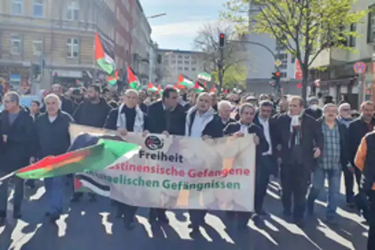 Berlin'de Filistin'e destek gösterisi: Gazze için adalet çağrısı