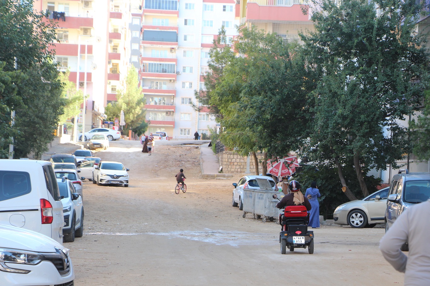 Mardin'de Yalım Mahallesi sakinleri tepkili: Mahallemiz üvey evlat muamelesi görüyor