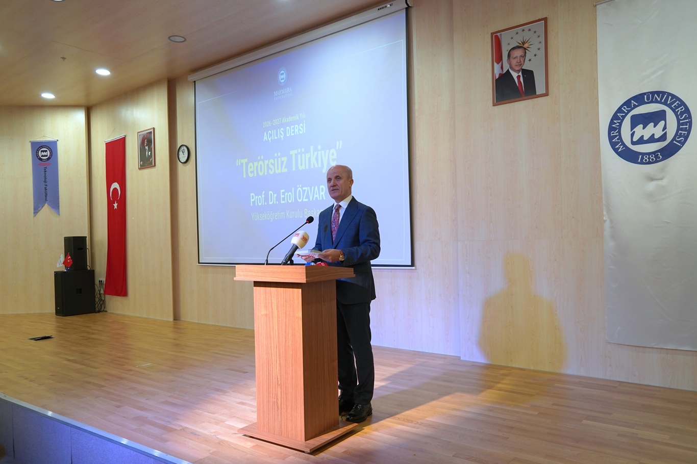 YÖK Başkanı Özvar: Üniversitelerimizde bütün öğretim elemanlarına yapay zekâ eğitimi verilmeli