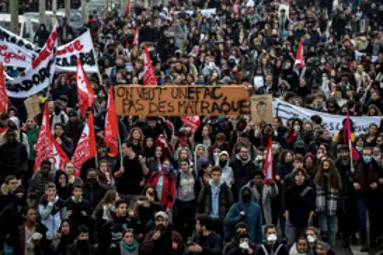 French students continue protests despite government measures