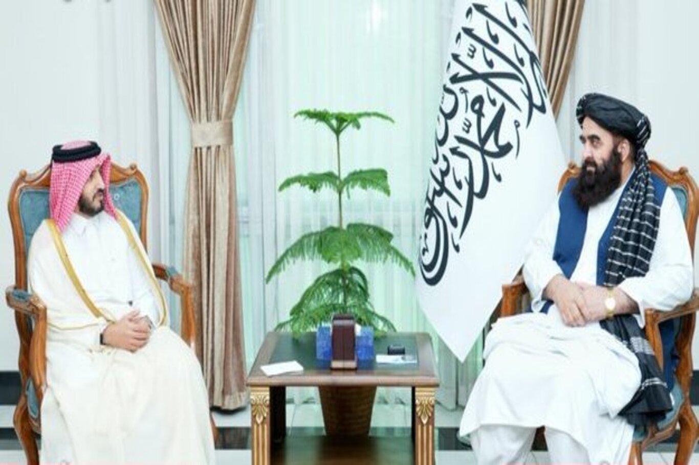 Afghanistan, Qatar discuss efforts to strengthen ties with international community