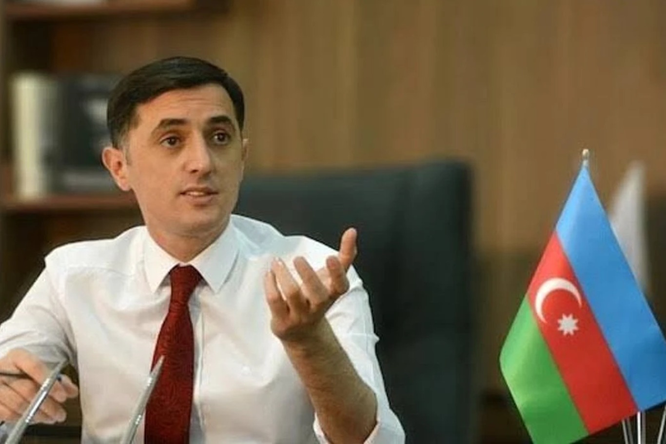 المعارضة الأذربيجانية تنتقد حظر الحجاب في المدارس.. الأولى معالجة الأوضاع المعيشية للطلاب