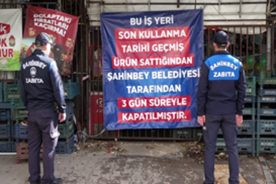 Gaziantep'te son kullanma tarihi geçmiş ürün satan 2 markete kapatma cezası