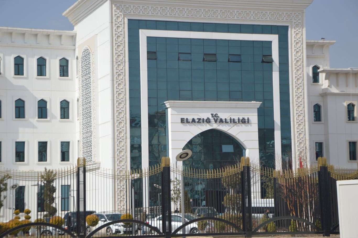 Elazığ’da ikili eğitim yapılan okullarda öğleden sonra eğitime ara verildi