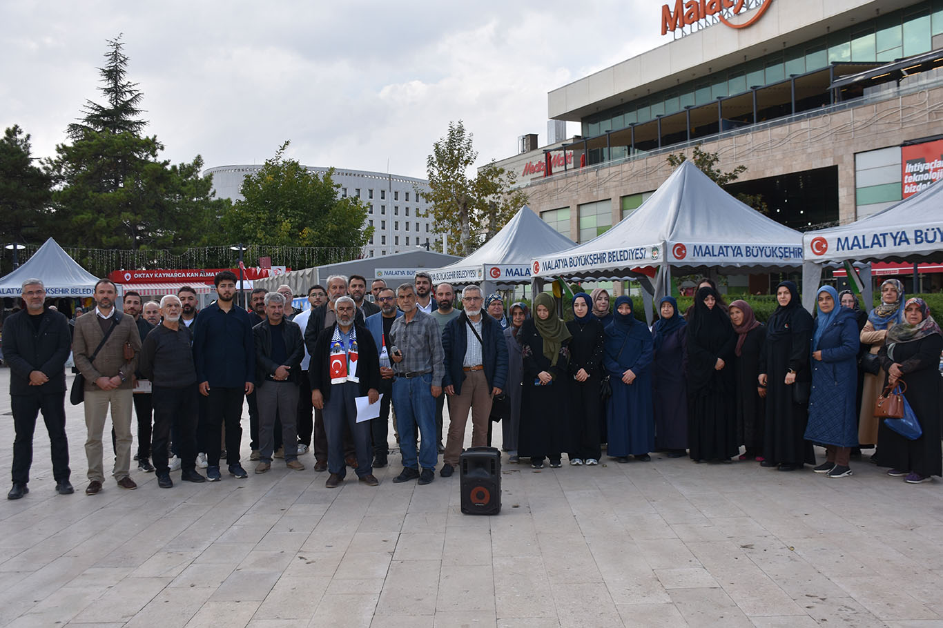 Azerbaycan'daki başörtüsü yasağına tepki: Büyük bir utanç ve ihanettir