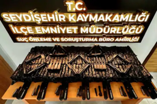  Konya’da kaçak silah operasyonu