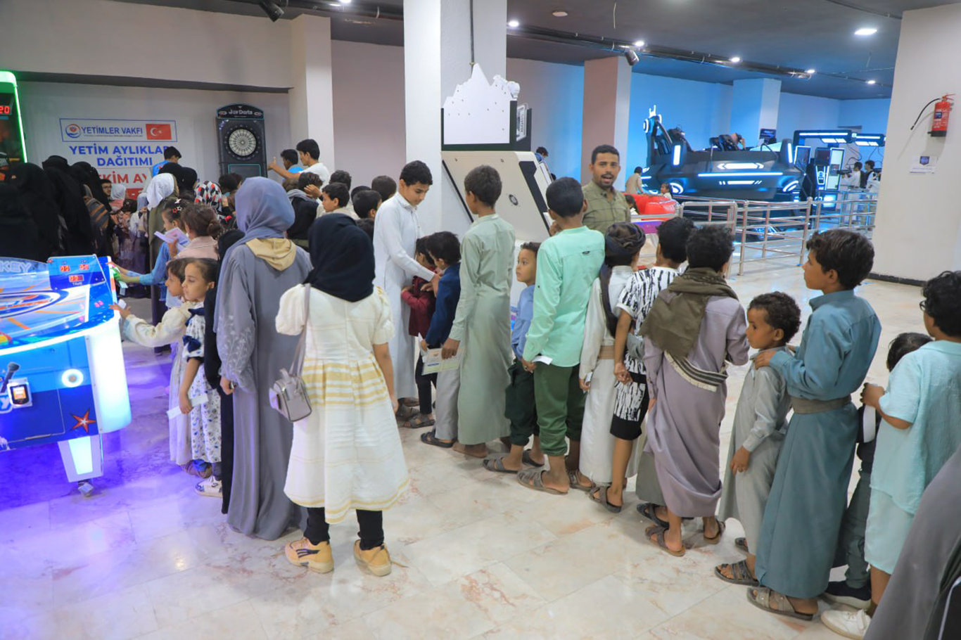 Yetimler Vakfı'ndan Yemen'deki yetimlere ekim ayı yardımı