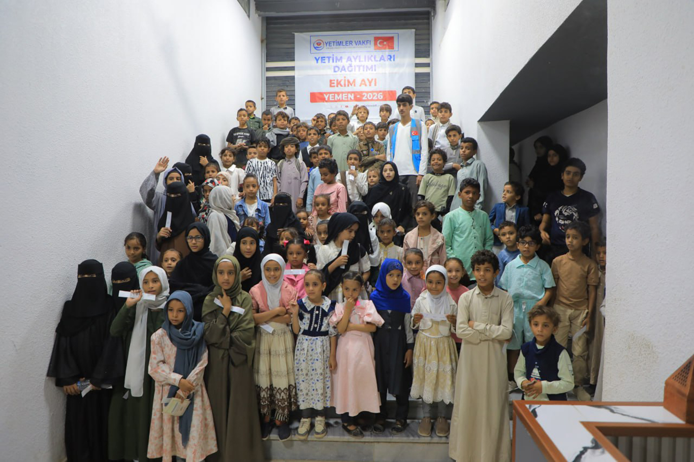 Yetimler Vakfı'ndan Yemen'deki yetimlere ekim ayı yardımı