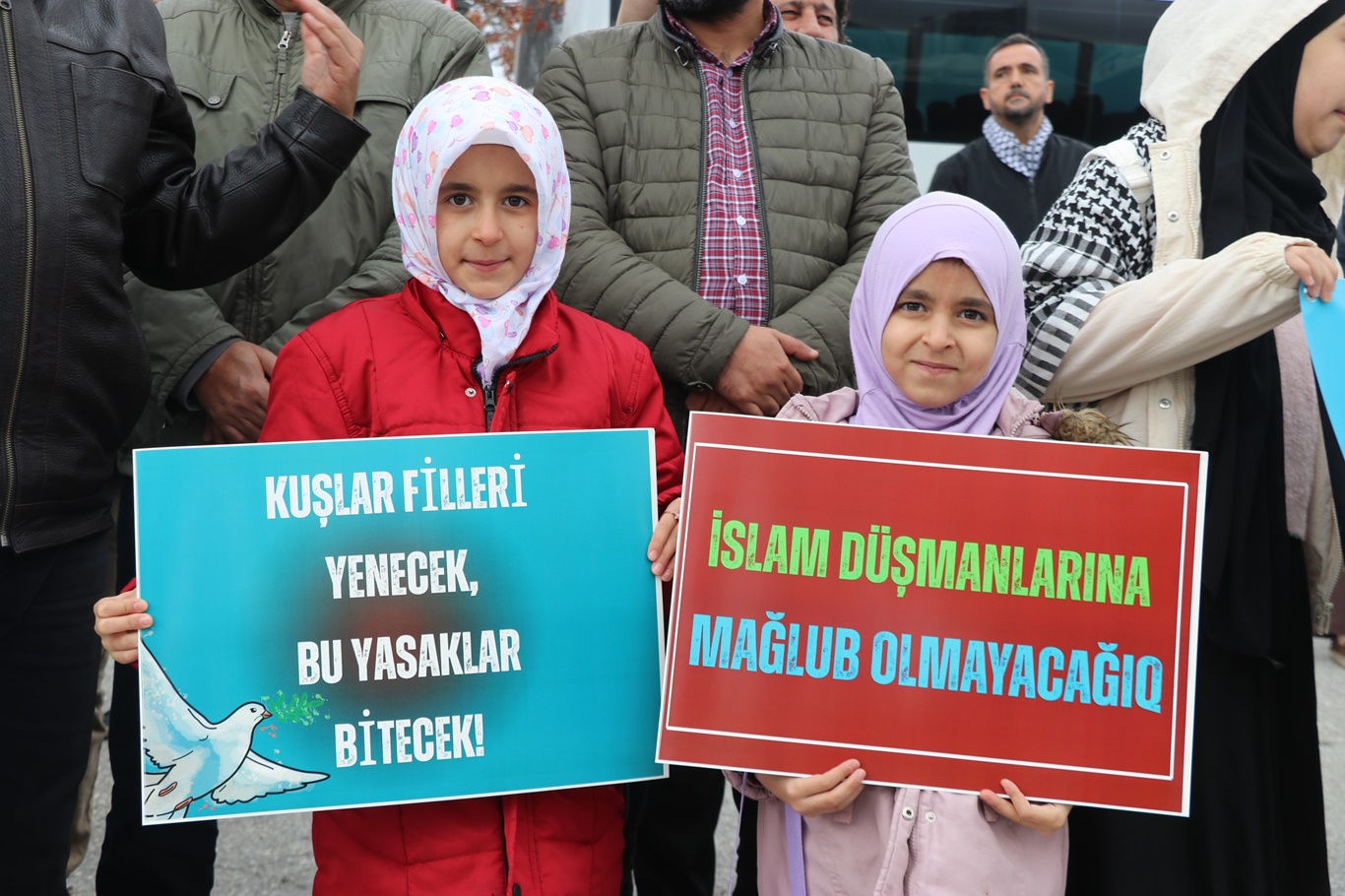Ankara İnanç Özgürlüğü Platformu’ndan Azerbaycan’a başörtüsü yasağı tepkisi