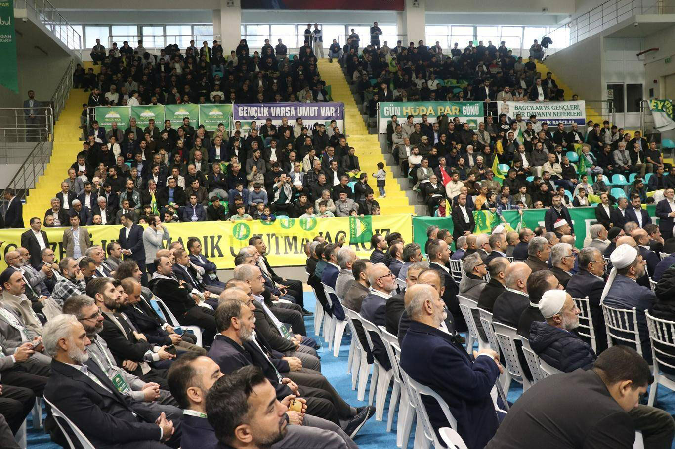 HÜDA PAR İstanbul İl Başkanı Eşin'den İBB'ye tepki: Bütçe altyapıya harcansaydı sel felaketleri yaşanmazdı