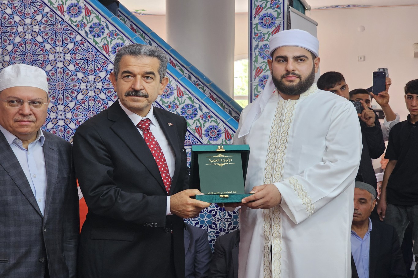 Şırnak'ta eğitimlerini tamamlayan 15 hafız için icazet merasimi düzenlendi 