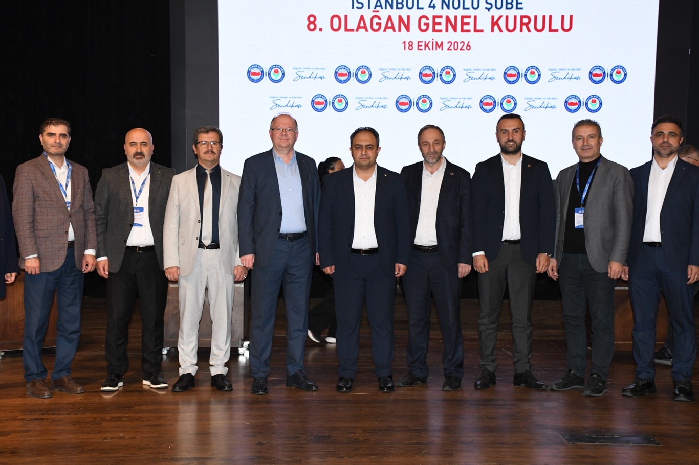 Eğitim-Bir-Sen İstanbul 4 No'lu Şube Başkanı Duran güven tazeledi