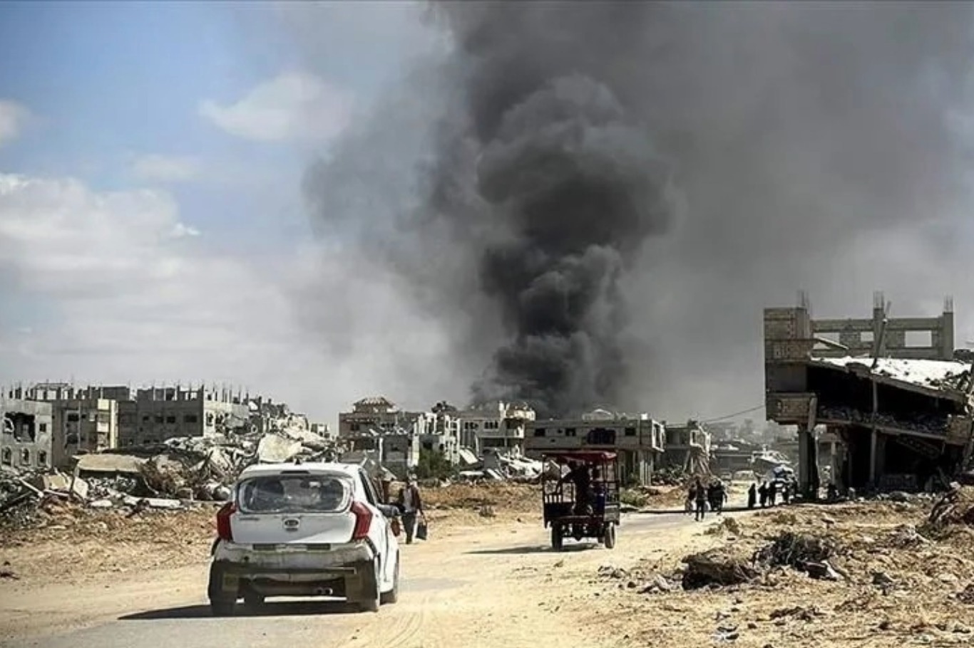 الاحتلال الصهيوني يستمر بقصفه المدفعي على مناطق متفرقة في غزة