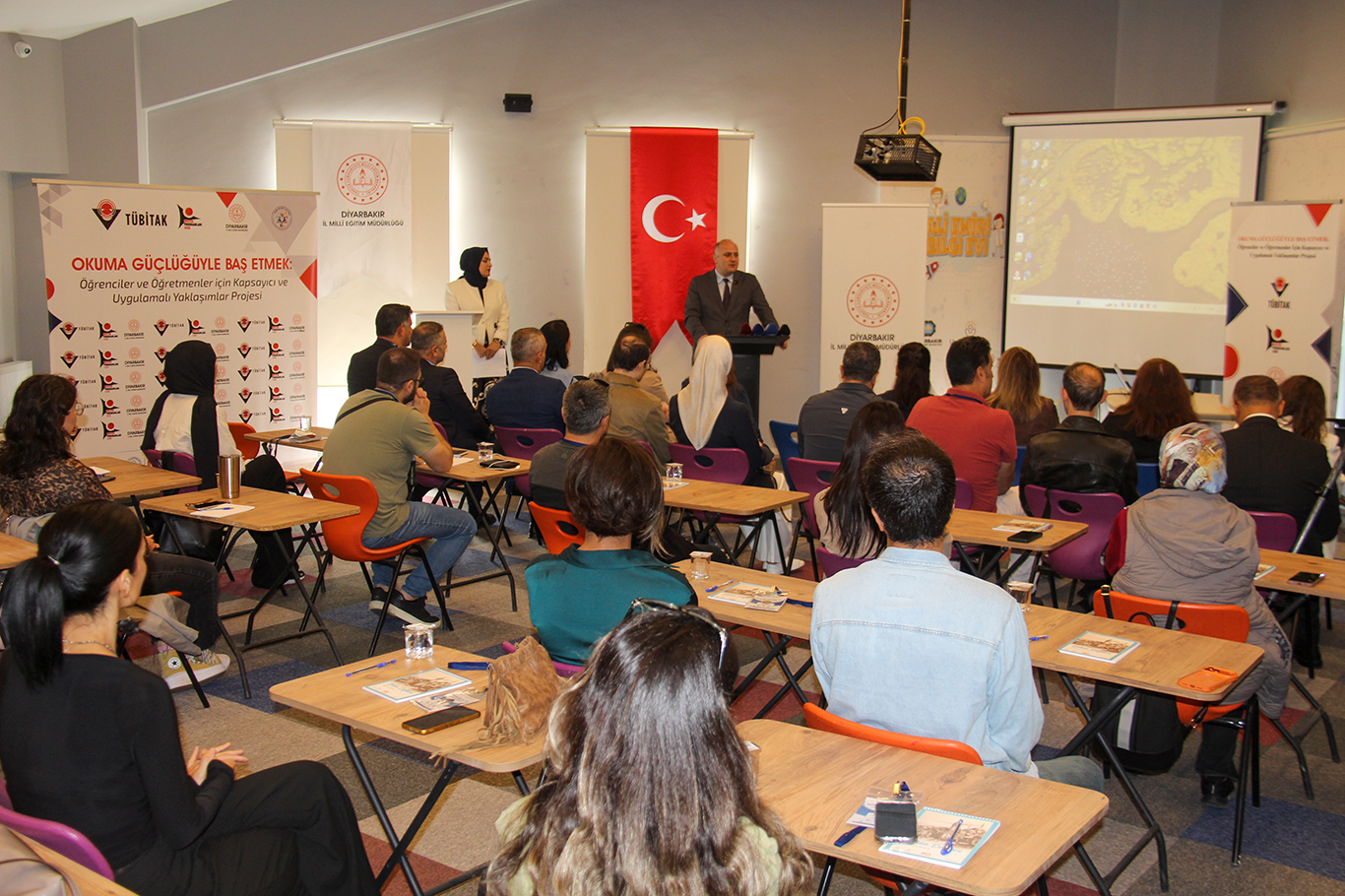 Diyarbakır'da disleksi ve okuma güçlüğüne karşı TÜBİTAK destekli proje başladı