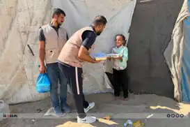 Orphans Foundation continues hot meal aid for needy families in Gaza