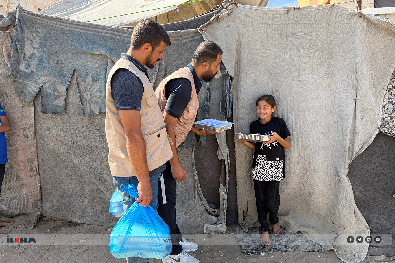 Orphans Foundation continues hot meal aid for needy families in Gaza