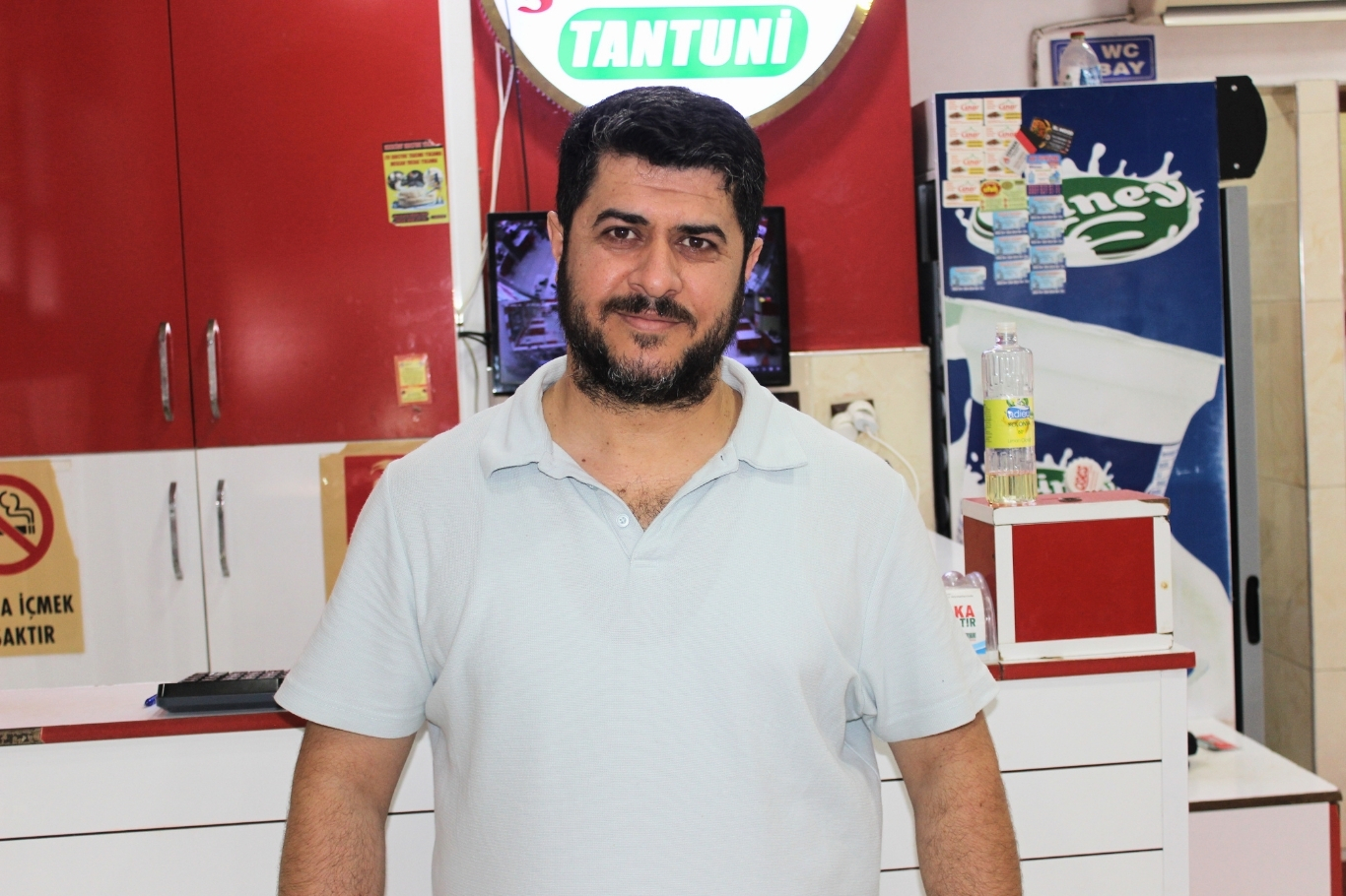 Mersin'in yöresel lezzeti tantuni, ustalıkla sofralara taşınıyor