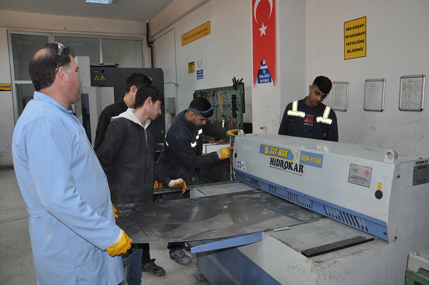 UEB İl Başkanı Çiftçi: Diplomalı işsizler yetiştireceğimize, aranan meslek sahibi bireyler yetiştirmeliyiz