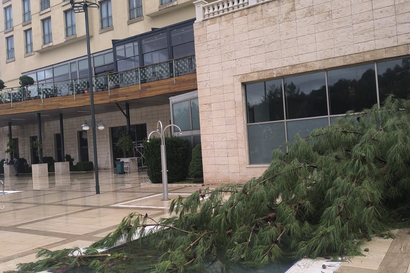 Mardin’de sağanak yağış hayatı olumsuz etkiledi