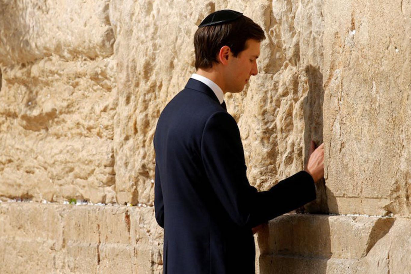 Kushner, işgal ordusuna silah sağlayan şirketlerden kazanç elde ediyor