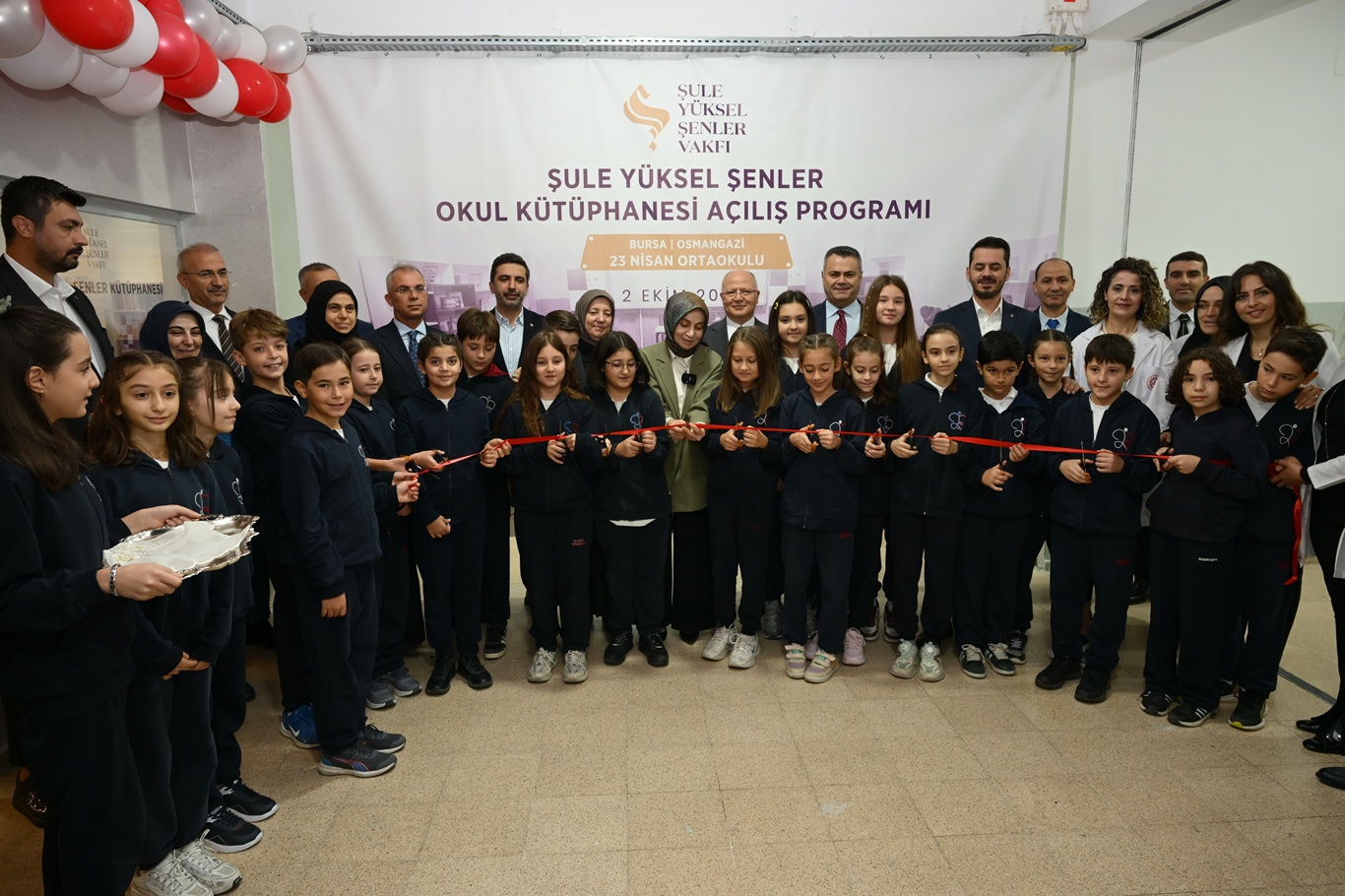 Bursa’da Şule Yüksel Şenler Kütüphanesi açıldı