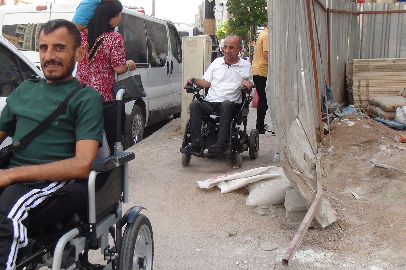 ENGELLİLER: BİZE ENGEL OLMASALAR, ENGELİMİZ ENGEL DEĞİLDİR 