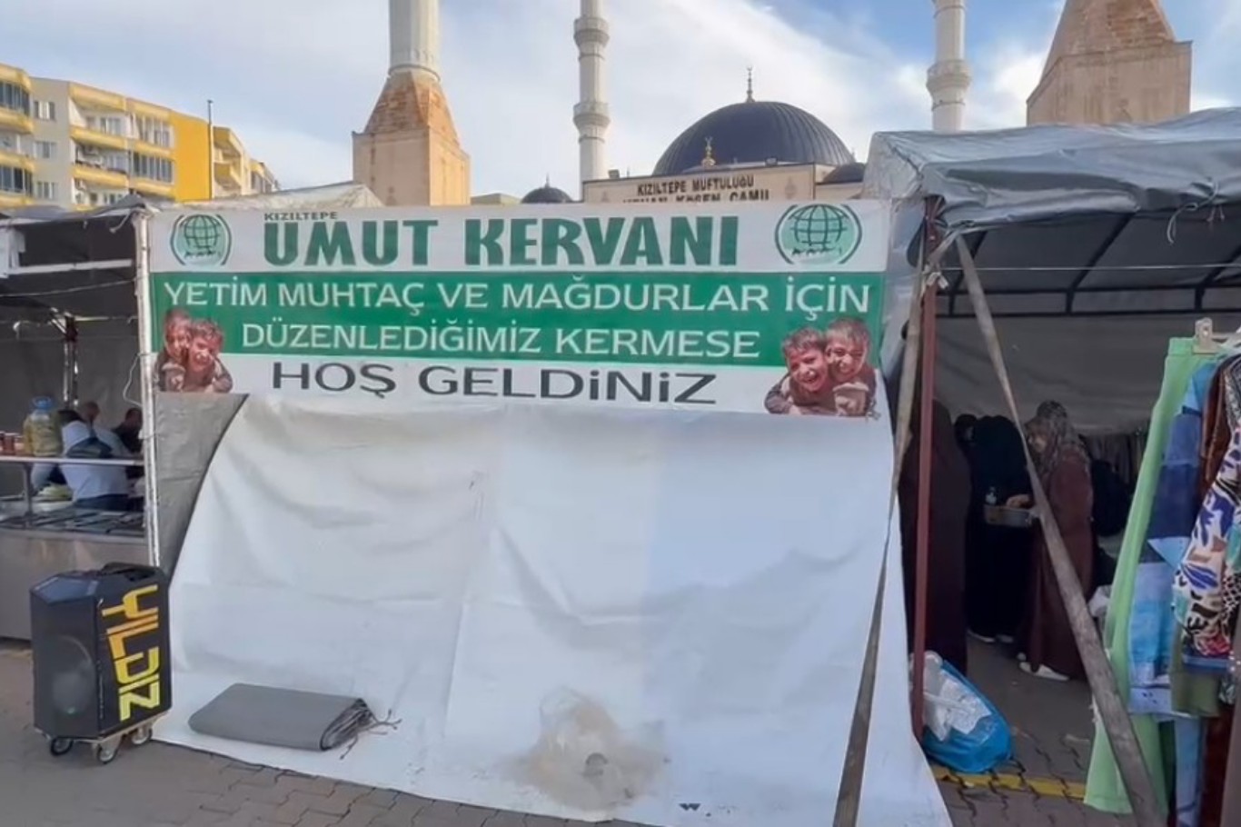 Umut Kervanı Kızıltepe’den ihtiyaç sahiplerine yönelik kermes