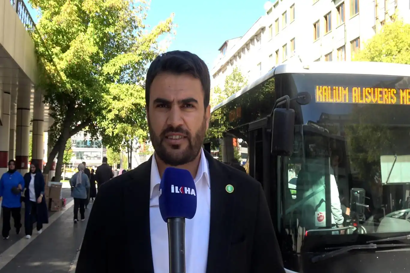HÜDA PAR Bingöl İl Gençlik Kolları'ndan şehir içi otobüs ücretlerine yapılan zamma tepki
