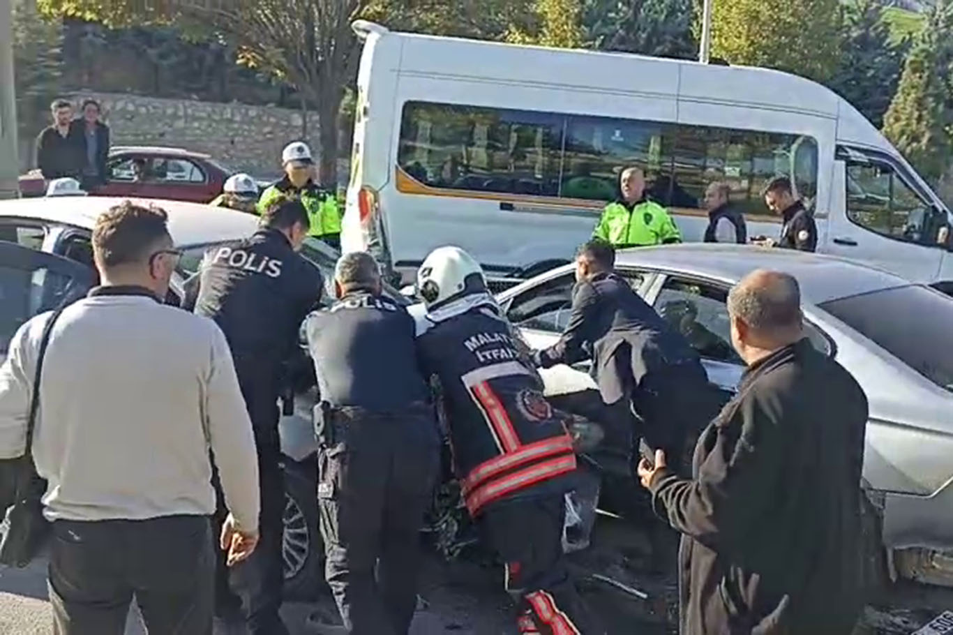 Malatya'da zincirleme kaza: 3 yaralı
